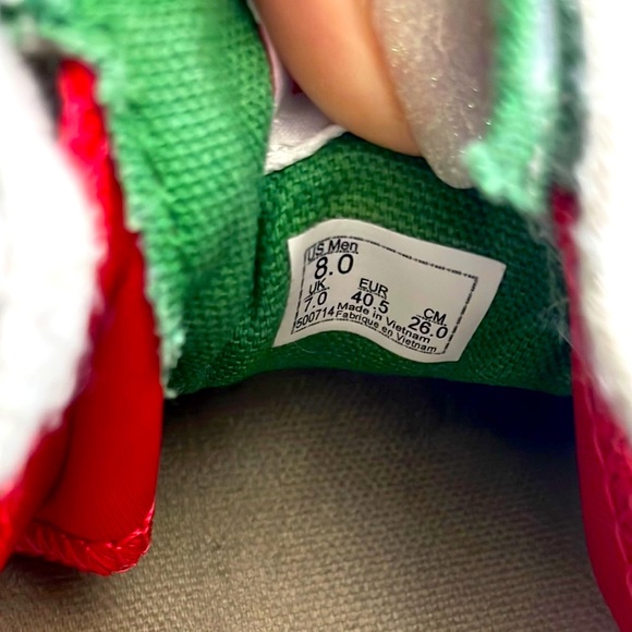 VANS•GREEN/BLACK•CLASSIC•MENS 8 / WOMENS 9.5 - Picture 6 of 7